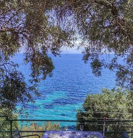 Fourtuna * Agios Ioannis Peristeron (Corfu)